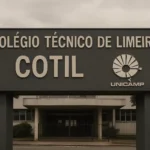 Placa de identificação do Colégio Técnico de Limeira (COTIL) com o logotipo da UNICAMP ao fundo, simbolizando o concurso docente.